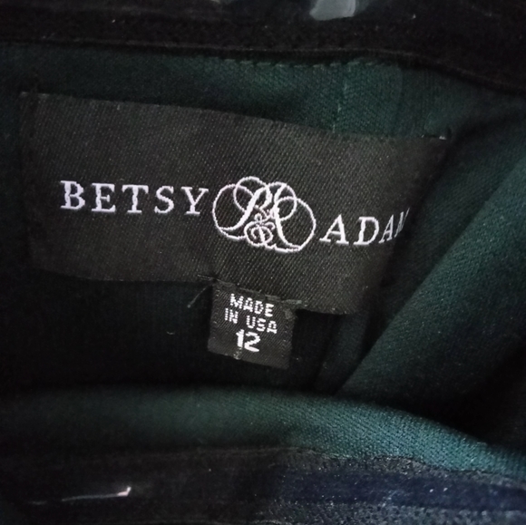 Betsy & Adam Solid Off Shoulder Bow Back Gown Dress - Picture 10 of 12